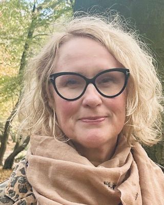 Photo of Emma Wilkinson, Psychotherapist, MA, MUKCP