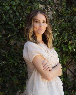 Photo of Laura Walton, Marriage & Family Therapist, MAS-MFT, LMFT