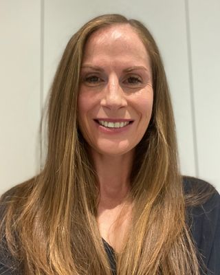 Photo of Heidi Thompson, Psychotherapist, MSc, MBABCP