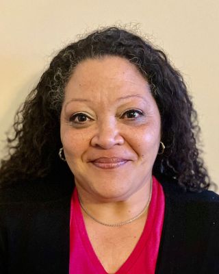 Photo of Charmeen “Char” Penn, Clinical Social Work/Therapist, MSW, LCSW