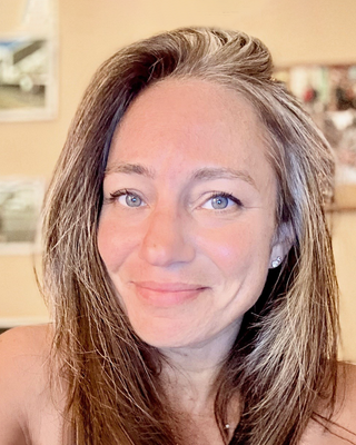 Photo of Stephanie Langford, Licensed Mental Health Counselor, LMHC