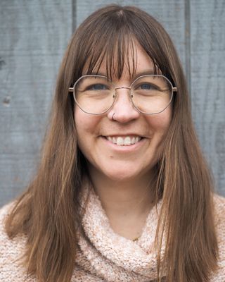 Photo of Jenna Neve, Counselor, MS, LCPC