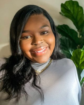 Photo of Emma Rodney Rp(Q), Registered Psychotherapist (Qualifying), RP(Q)