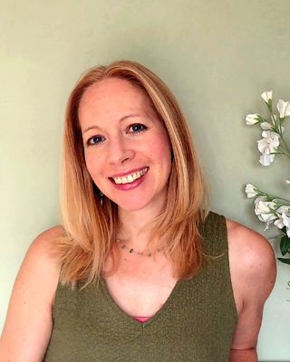 Photo of Lis Starkey-Smets, Psychotherapist, MSc, MUKCP