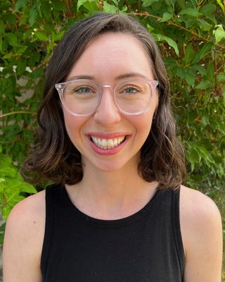 Photo of Taylor Alderete, Marriage & Family Therapist Associate in Gig Harbor, WA