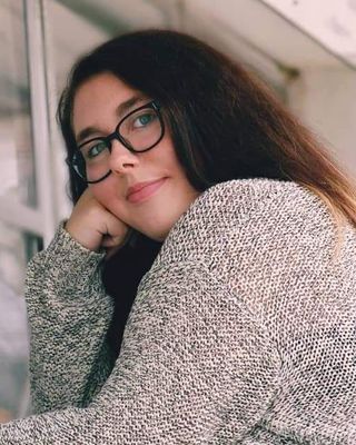 Photo of Lydia Criveau, Pre-Licensed Professional