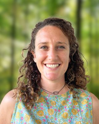 Photo of Leah Henderson, Marriage & Family Therapist Associate, AMFT, MA