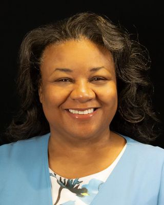 Photo of Andrea Lue, Registered Psychotherapist (Qualifying), MA, BASc, RECE