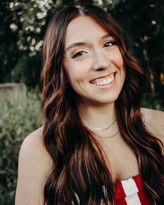 Photo of Kylie Russell, Clinical Social Work/Therapist, LISW