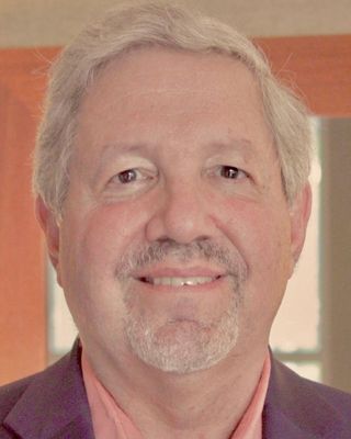 Photo of Ralph Yaniz, Licensed Professional Counselor in University Village, Chicago, IL