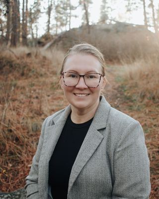 Photo of Rikki Jayne Miller, Counselor, LMFTA, LMHC, PhD Stu