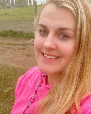 Photo of Natalie Tanner, Counsellor, MNCPS Acc.