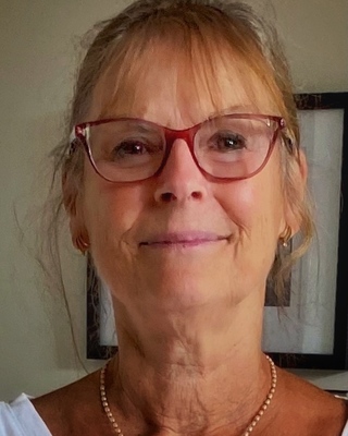 Photo of Betty L Longo, LCSWR, Clinical Social Work/Therapist