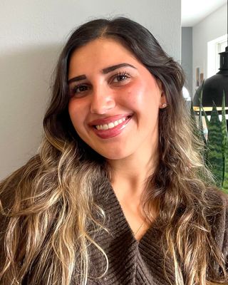 Photo of Gina Rawashdeh, Pre-Licensed Professional