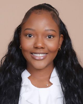 Photo of Cynthia C Exantus, Pre-Licensed Professional