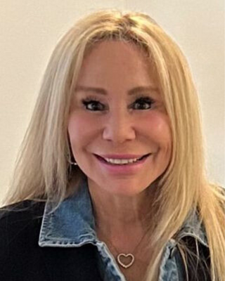 Photo of Monalynn Shein, Licensed Master Social Worker, LMSW