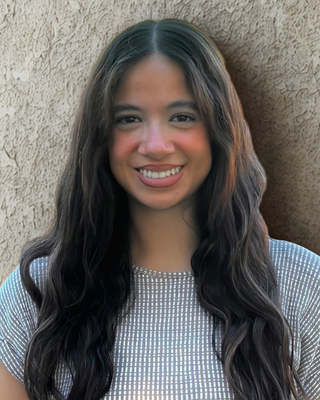 Photo of Fabiola Felix, Pre-Licensed Professional, MSW