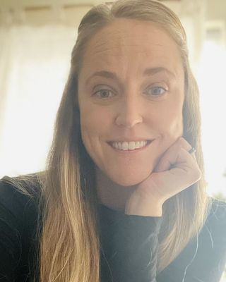Photo of Vanessa Hanslits, Clinical Social Work Associate, CSWA