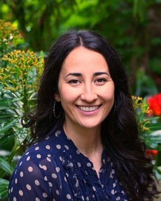 Photo of Darya Soofi, Associate Clinical Social Worker