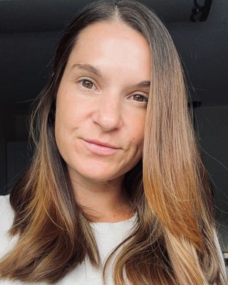 Photo of Elizabeth Timlin, Clinical Social Work/Therapist, LLMSW