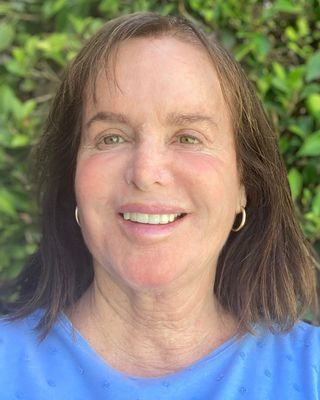 Photo of Symme Leiter, Psychologist, PsyD