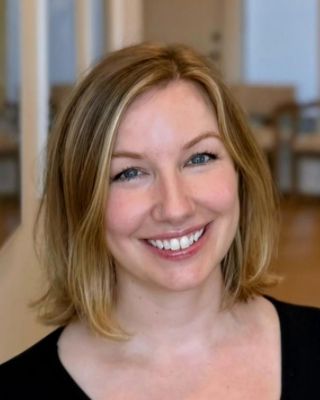 Photo of Siobhan Harrison, Registered Psychotherapist (Qualifying), MA
