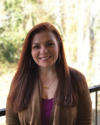 Photo of Jessica Taylor, Licensed Professional Counselor in Fairfax, VA