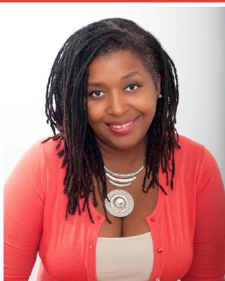 Photo of Miyisha Hollis, Marriage & Family Therapist, LMFT