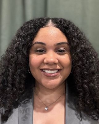 Photo of Lisbeth Guzman, Counselor, MS, LAC