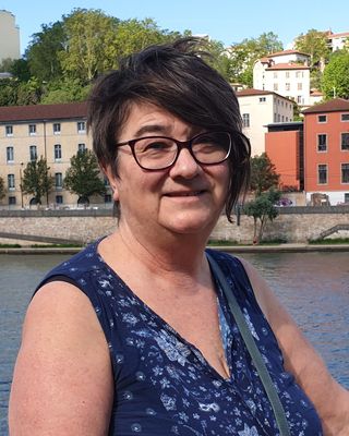 Photo of Fliss Anne Newton, Psychotherapist, MA, PBANZ
