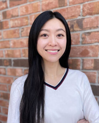Photo of Melody Liang, MSW, RSW, Registered Social Worker in Toronto
