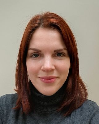 Photo of Ines Brewer - Ines Brewer CBT therapist for anxiety and OCD, Psychotherapist, MSc, MBABCP