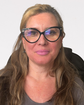 Photo of Ninivet De La Torre, Marriage & Family Therapist, LMFT