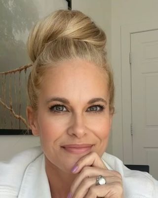 Photo of Jennifer May, Marriage & Family Therapist Intern, MFT-I