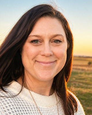 Photo of Whitney Beard Akins, Licensed Professional Counselor, MA, LPC
