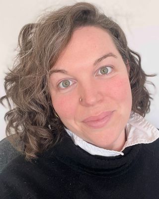 Photo of Jessica Bassmahon, Registered Psychotherapist, MMus, MACP, RP