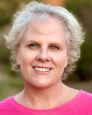 Photo of Shannon Enochs, Psychiatric Nurse Practitioner, DNP, APRN, PMHNPBC