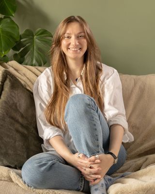 Photo of Aimee Olivia Parnell, Counsellor, MA, MBACP