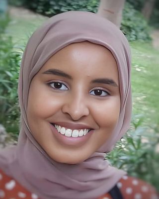 Photo of Nawal Mohamud, Counsellor in L3, England