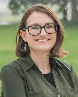 Photo of Savannah Shifflett, Licensed Masters Social Worker, LMSW