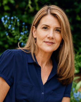 Photo of Kelley Barton Newkirk, Clinical Social Work/Therapist, LCSW, MBA