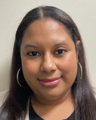 Photo of Kiara Taveras, Clinical Social Work/Therapist, MSW, LICSW