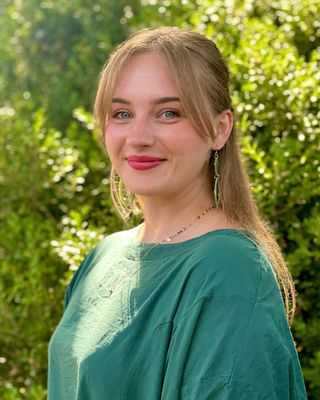 Photo of Claire Salander, Marriage & Family Therapist Associate, LMFT-A