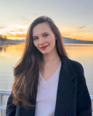 Photo of Kelly Kravchuk - Kelly Kravchuk – Therapist, MSW, ACSW