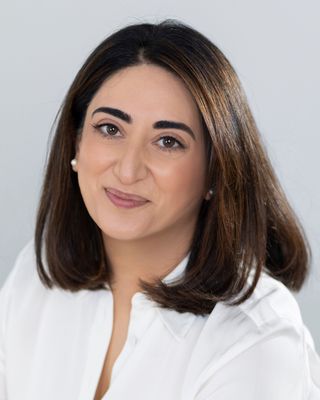 Photo of Rav Sallehpour, Psychotherapist, MA, PACFA