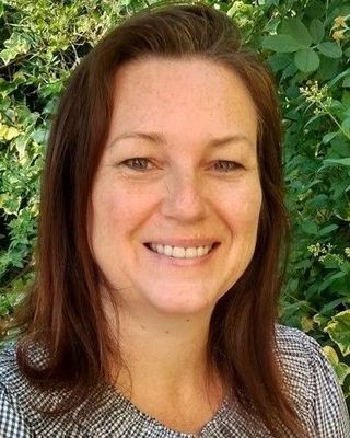 Photo of Helen Plummer, Counsellor, MBACP