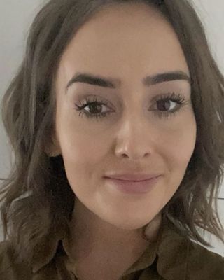 Photo of Lauren Rayner, Psychotherapist, MBABCP