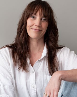 Photo of Megan Campbell, Registered Psychotherapist (Qualifying), MA, RYT