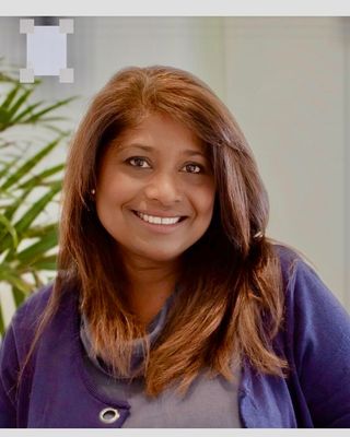 Photo of Bibi Ramdyal - Bibi Ramdyal - Hamilton Therapy Collective, Registered Social Worker, MSW, BSW, RSW