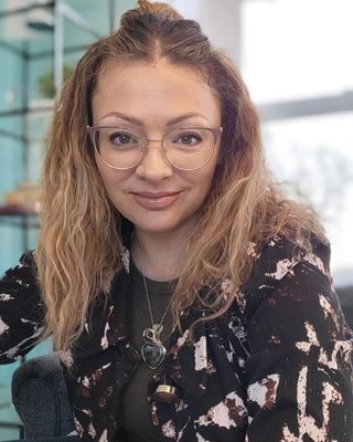 Photo of Gillian B Daniel - Illuminate Psychotherapy Services, Registered Social Worker, MSW, RSW